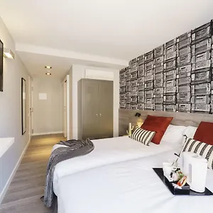 https://hostal-wander.topbarcelonahotels.com
